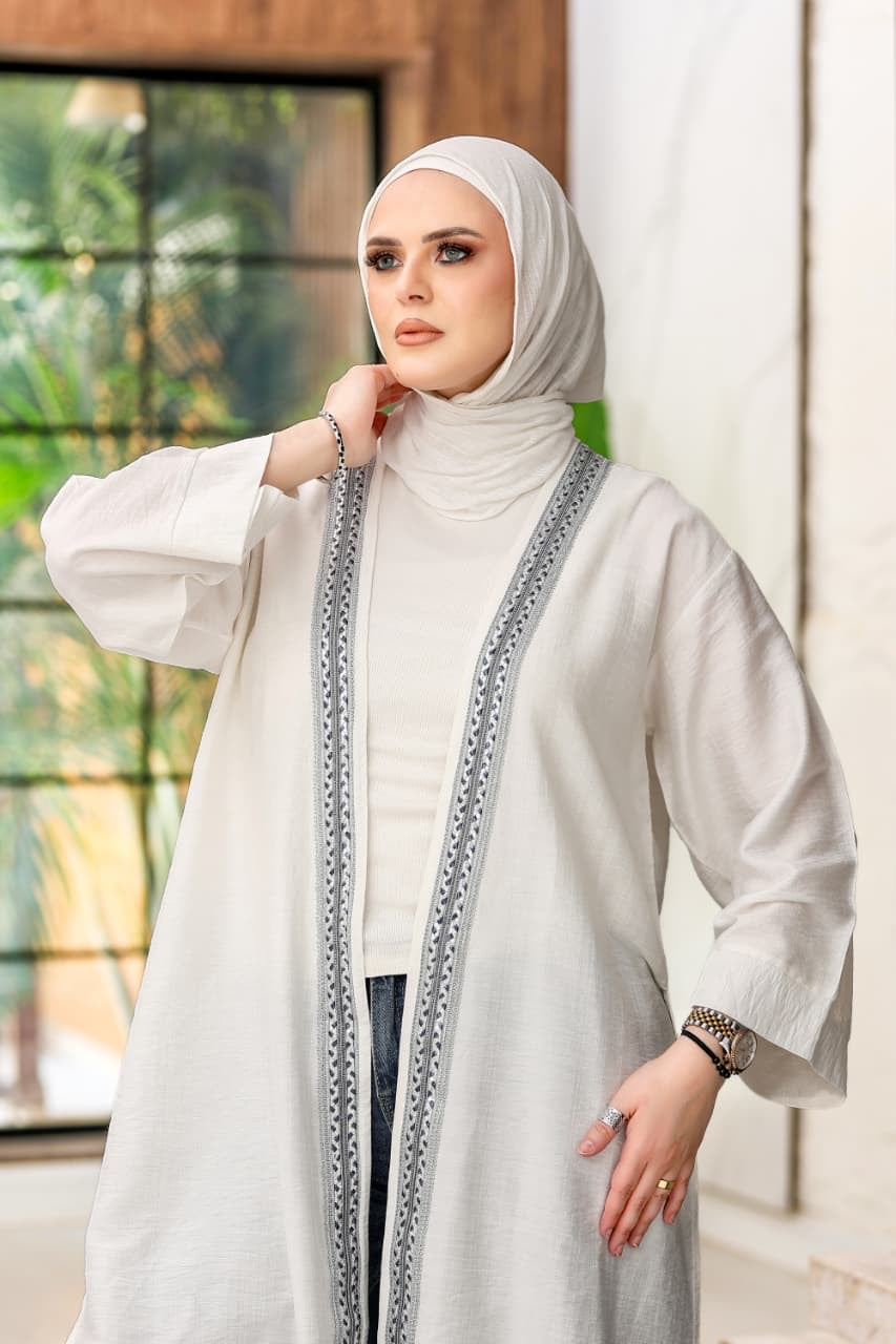 Embroidery kimono silver