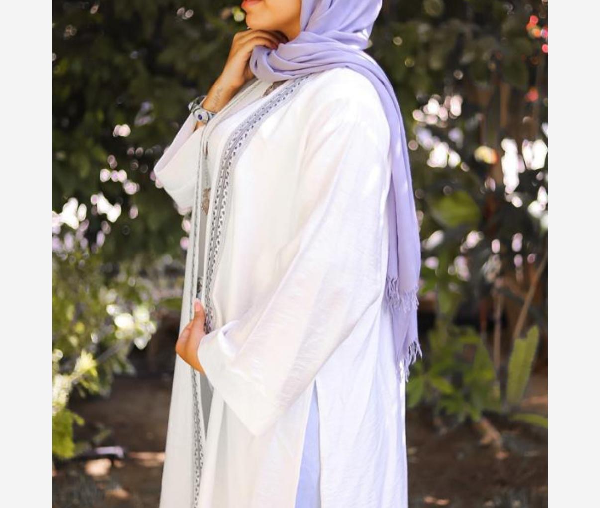 Embroidery kimono silver
